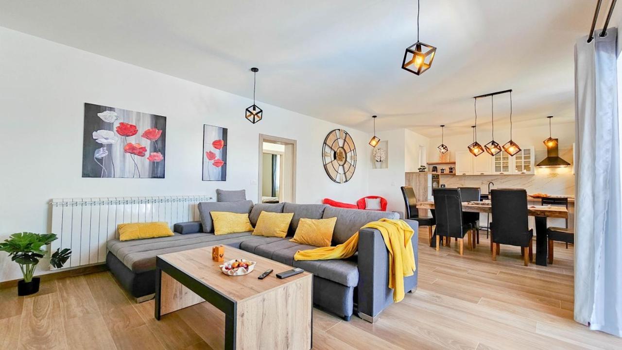 Casa Gojtan Villa Karigador Bagian luar foto